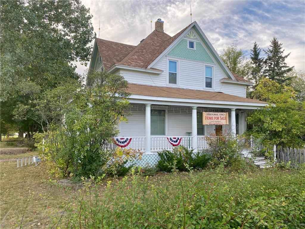 1910 in Bertha, MN Old House Dreams