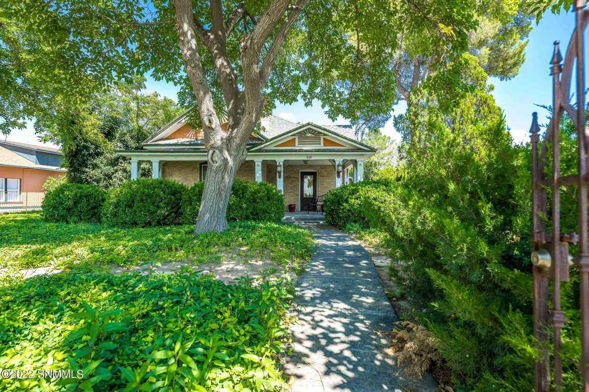 1904 Queen Anne in Las Cruces, NM - Old House Dreams