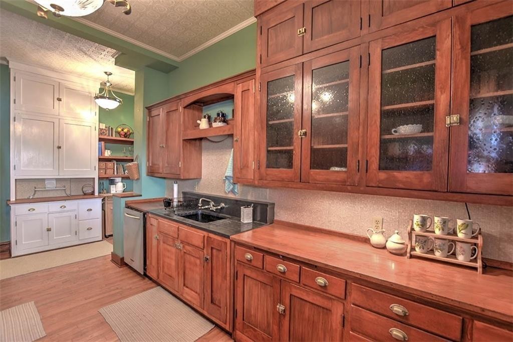 Queen Anne in Decatur, IL - Old House Dreams