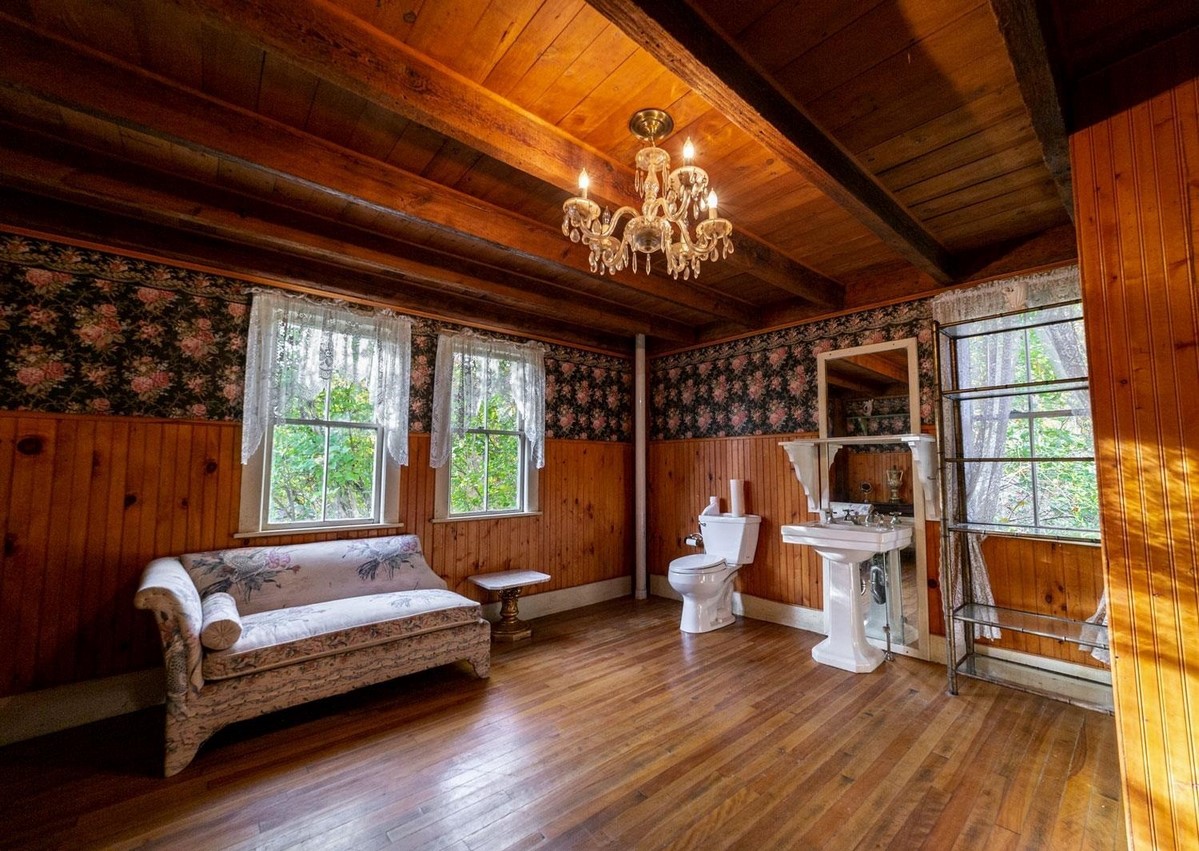 c. 1820 in Rumney, NH Old House Dreams