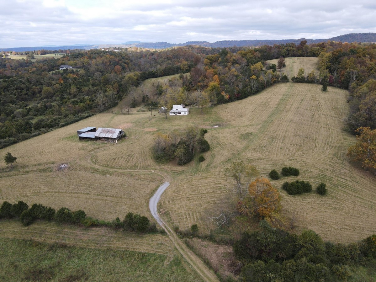 c. 1890 Log Cabin in Ronceverte, WV Old House Dreams