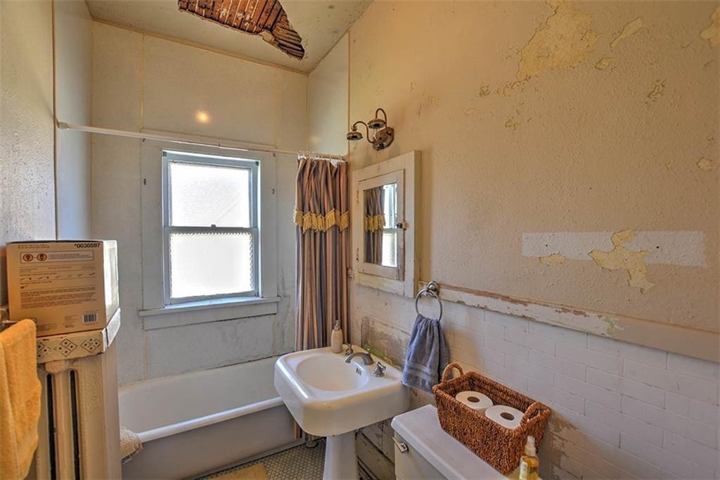 Queen Anne in Decatur, IL - Old House Dreams