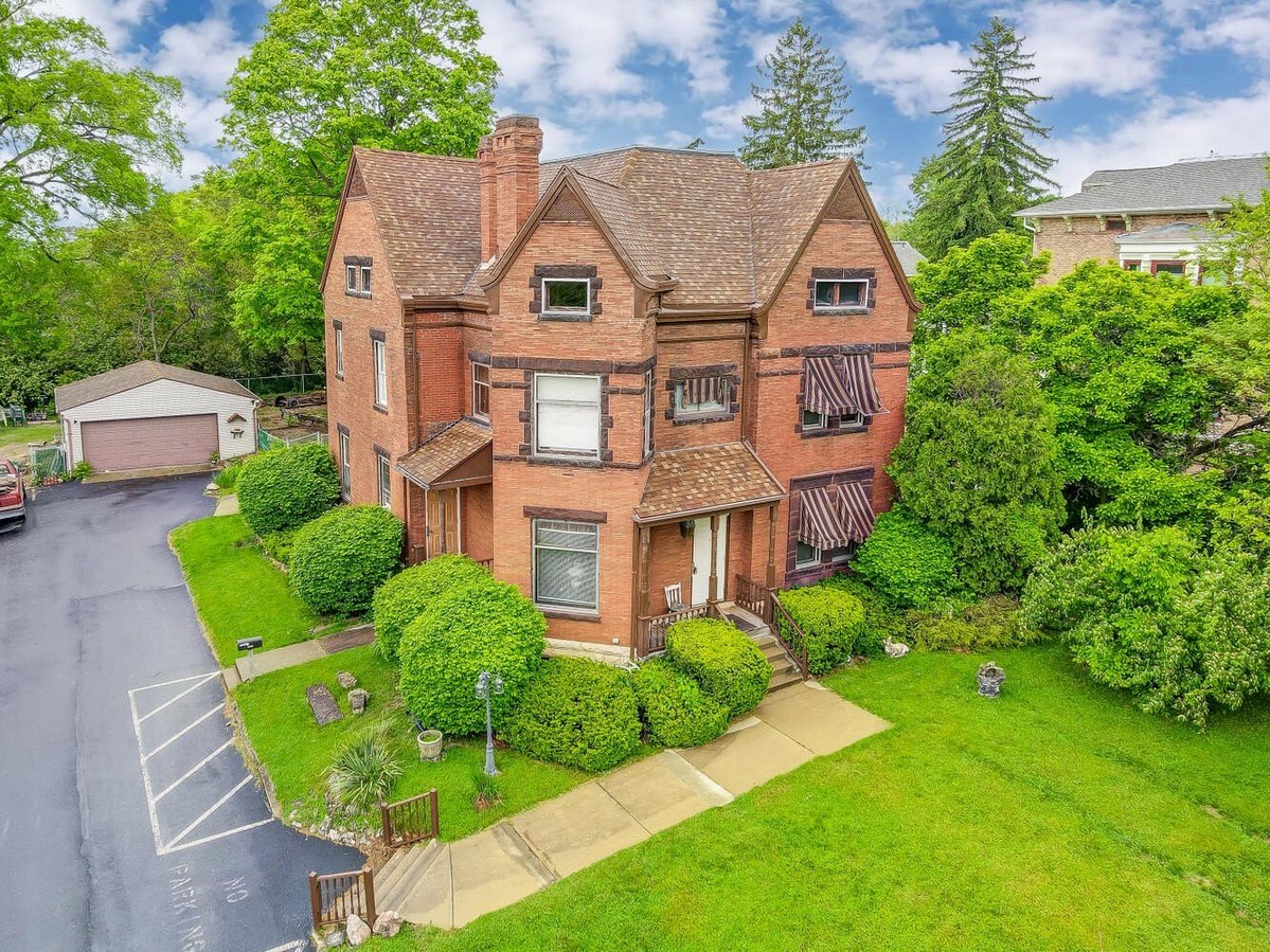 1886 in Springfield, OH - Old House Dreams