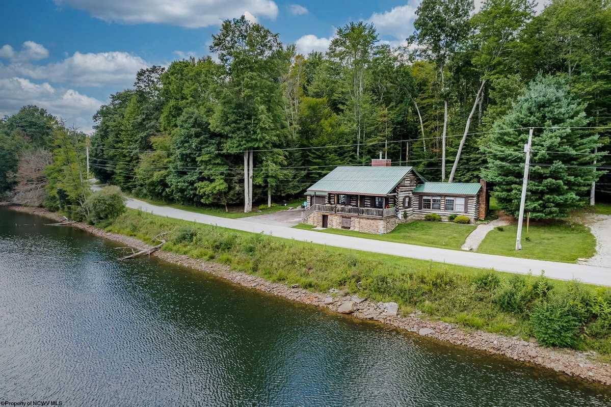 c. 1920 Log Cabin in Terra Alta, WV Old House Dreams