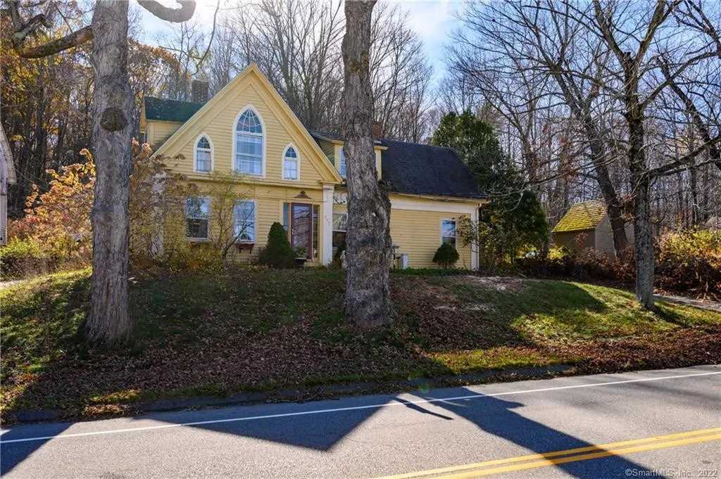 c. 1860 in Woodstock, CT Old House Dreams