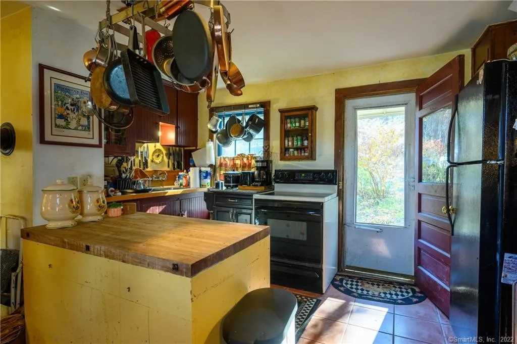 c. 1860 in Woodstock, CT Old House Dreams