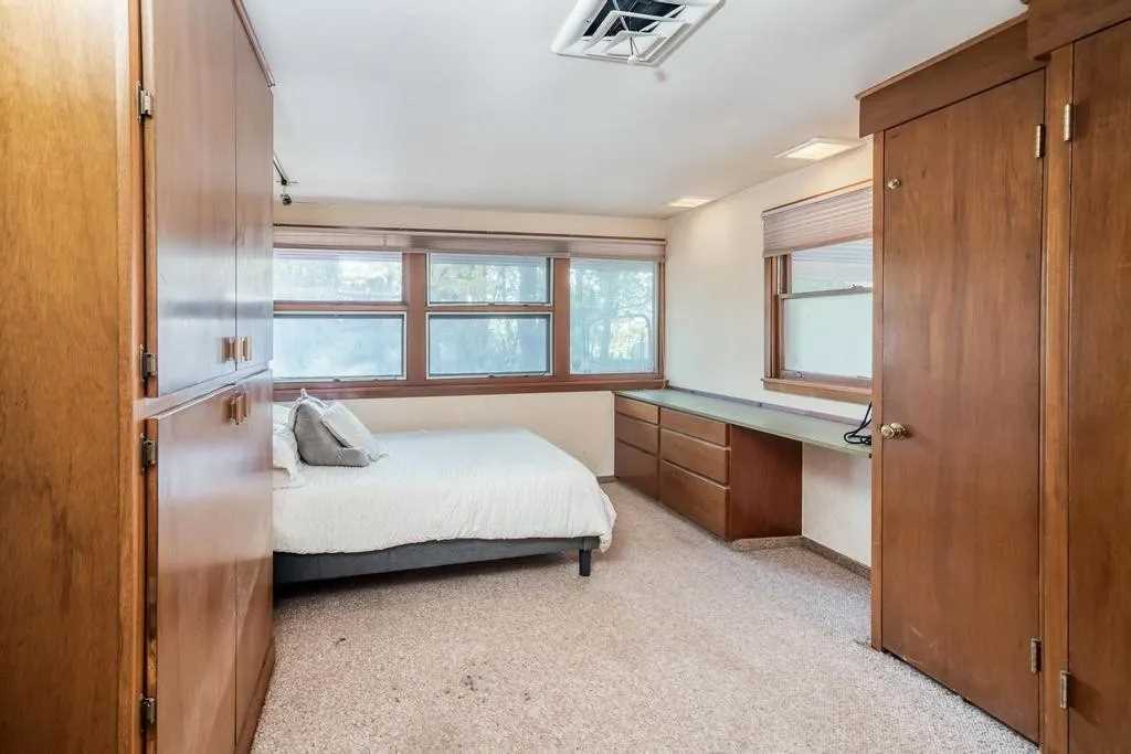 1958 Contemporary in Wichita, KS - Old House Dreams