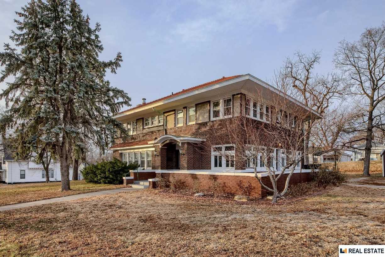 c. 1920 Prairie in Fairbury, NE Old House Dreams