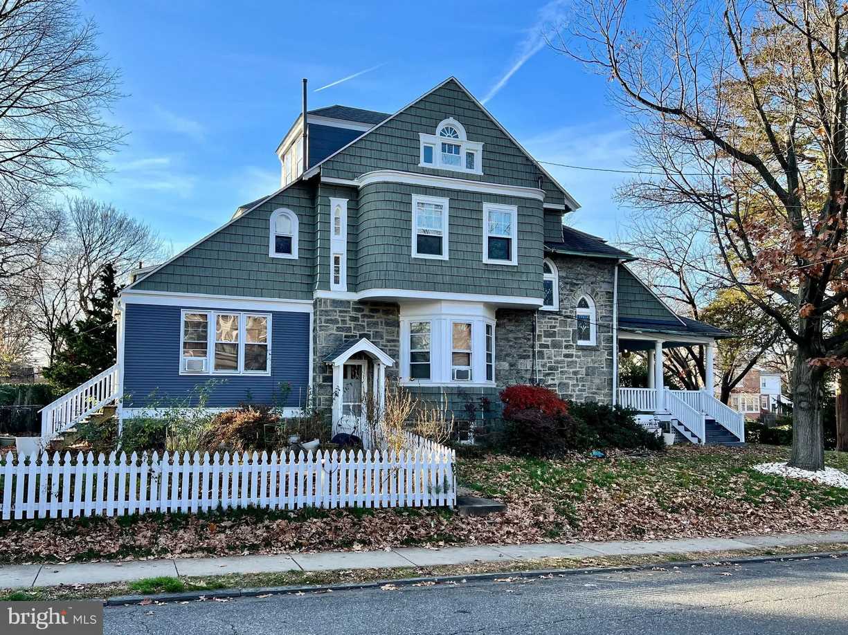 c. 1898 in Lansdowne, PA Old House Dreams