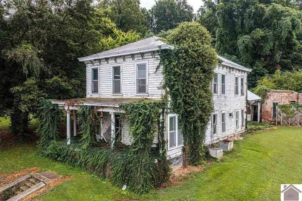 Hickman, KY Old House Dreams