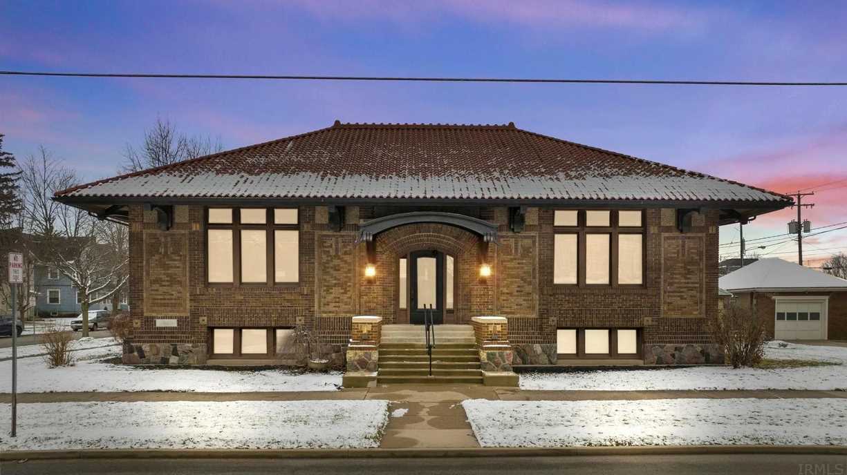 1913 Library in Kendallville, IN