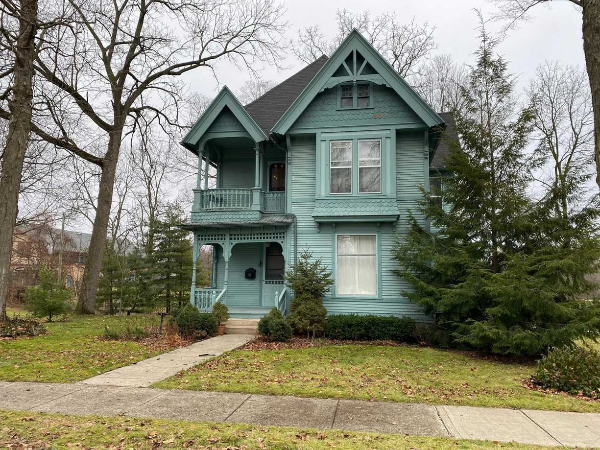 Queen Anne in Cassopolis, MI Old House Dreams