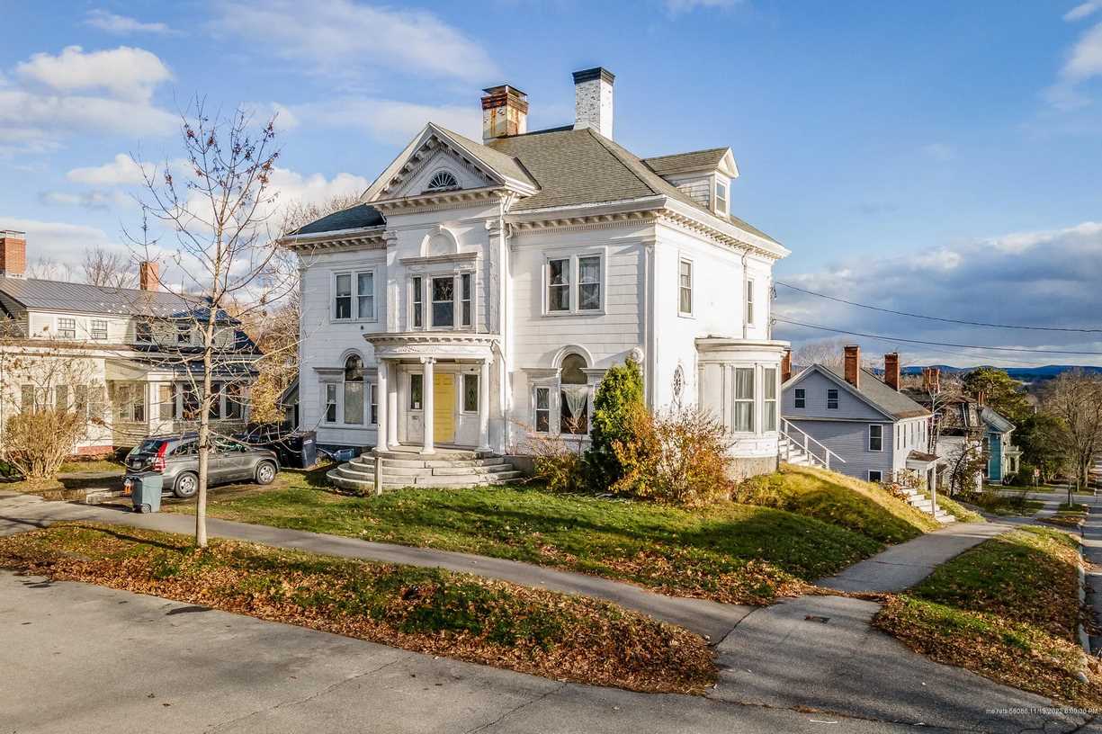 1892 Colonial Revival in Bangor, ME Old House Dreams