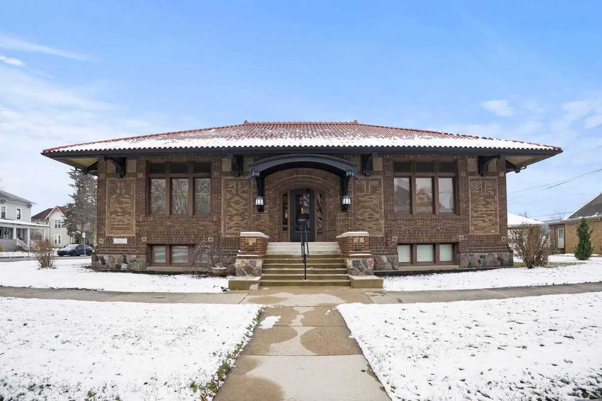 1913 Library in Kendallville, IN Old House Dreams