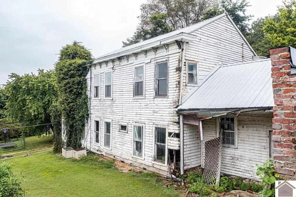 Hickman, KY Old House Dreams