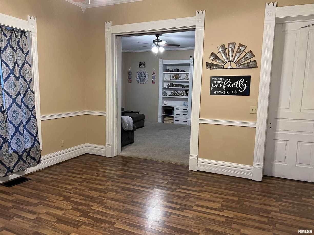 1891 Queen Anne in Table Grove, IL Old House Dreams