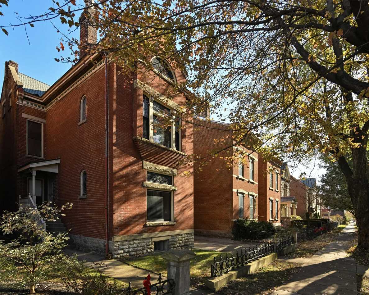 1889 in Newport, KY Old House Dreams