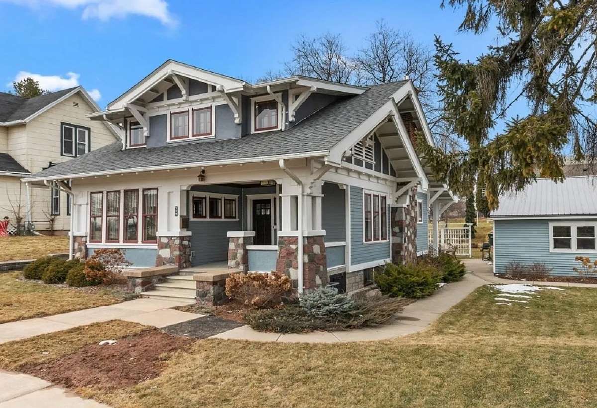 A 1930s white brick house gets a stunning makeover in rural Connecticut, image size:1200x820