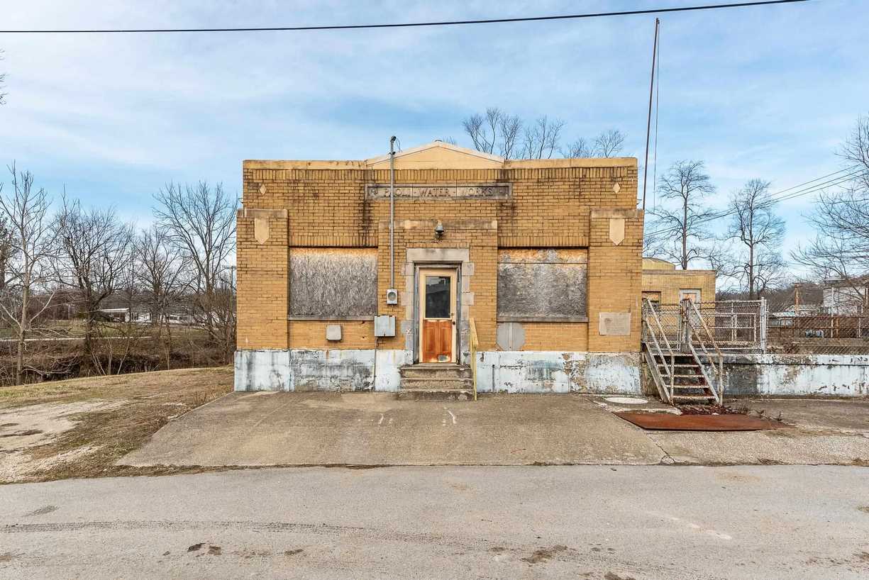 1932 Water Works Plant in Paoli, IN Old House Dreams