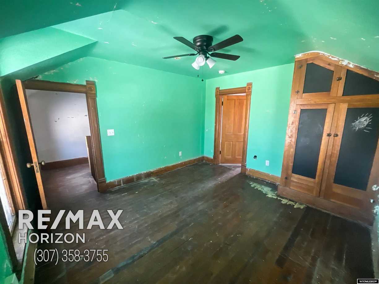 Douglas, WY Old House Dreams