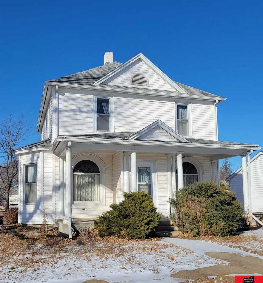 1907 in Beemer, NE Old House Dreams