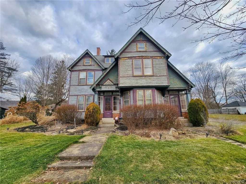 Architects: Palliser - Old House Dreams