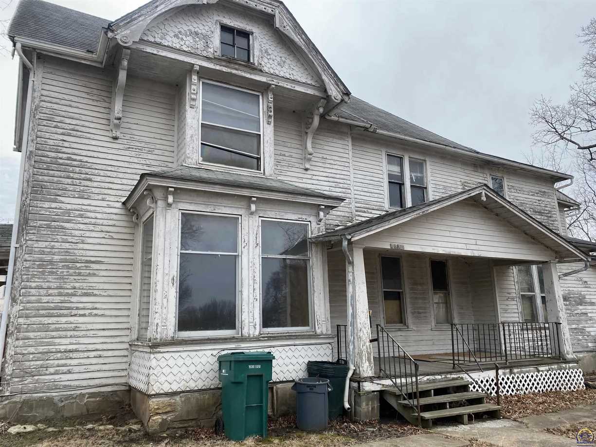 c. 1900 in Holton, KS Old House Dreams