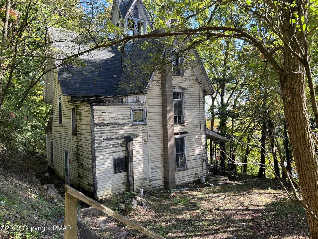 Gothic Revival in Shickshinny, PA Old House Dreams