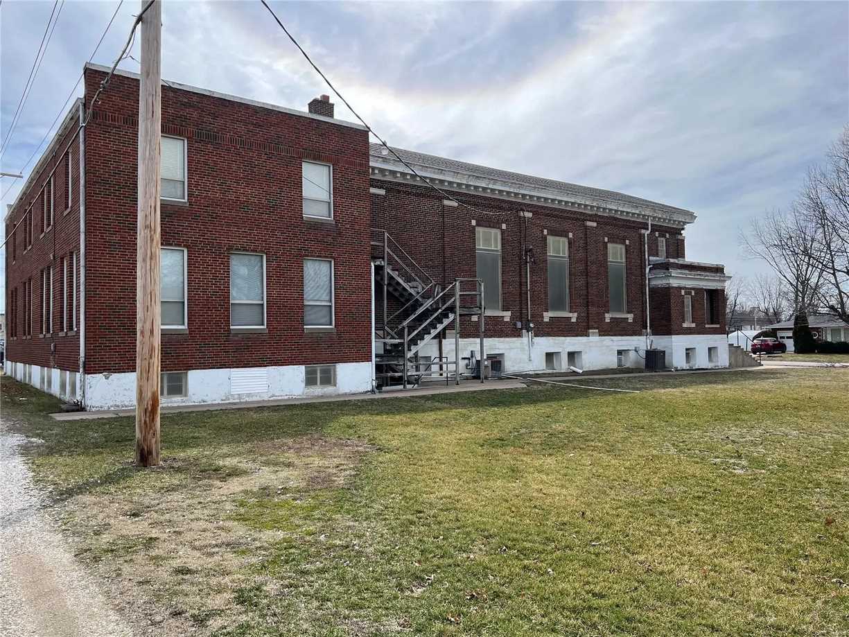 1917 Church in Shelbina, MO Old House Dreams