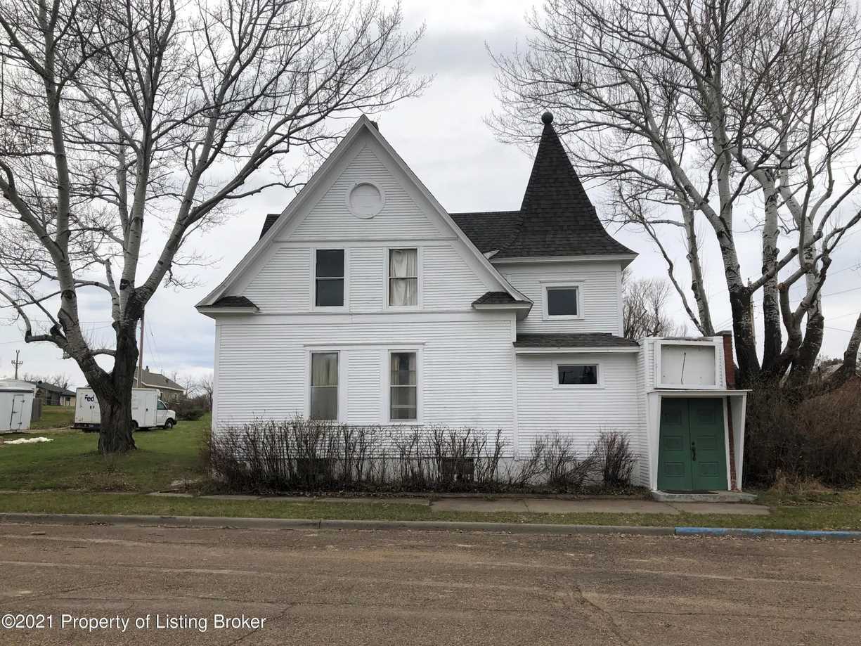1909 Church in Beach, ND Old House Dreams
