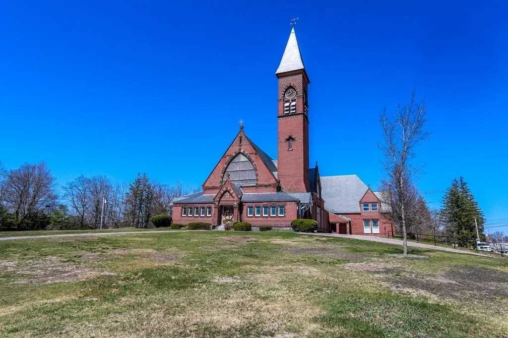 c. 1890 Church in Gardner, MA Old House Dreams