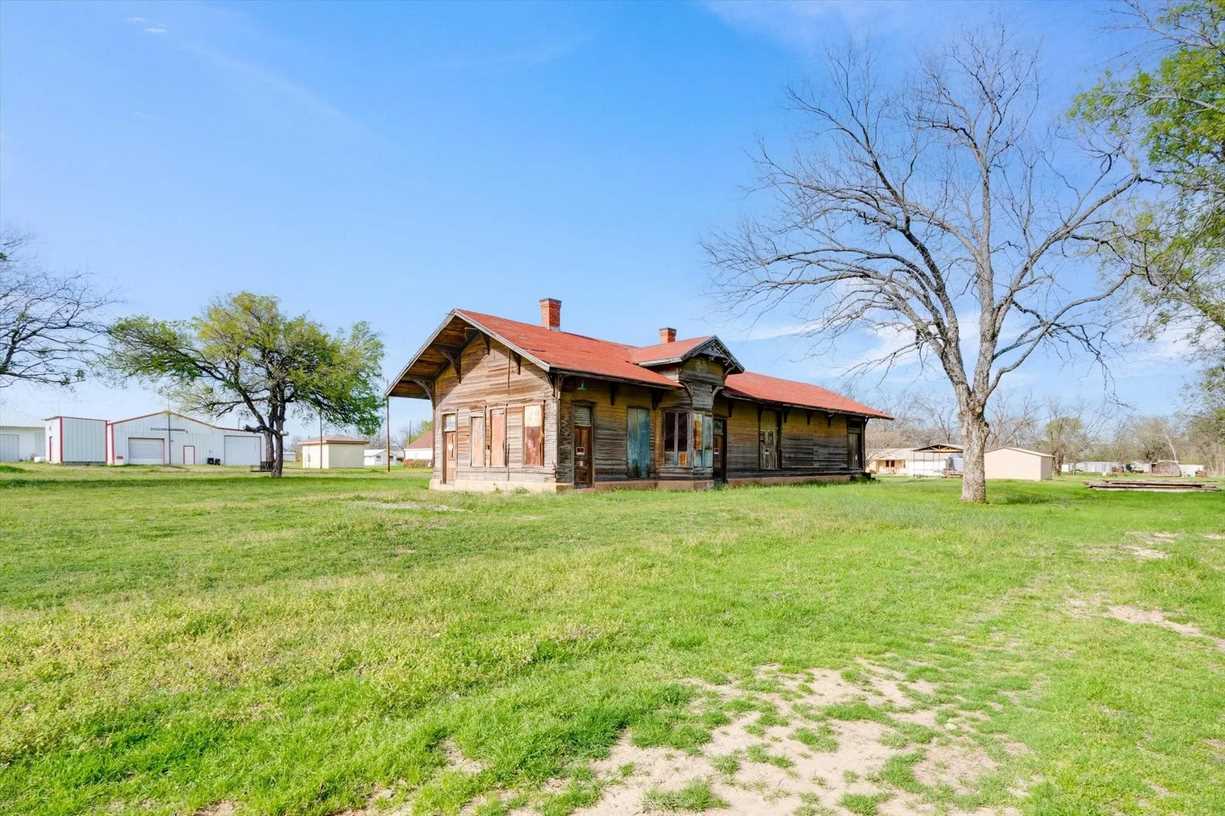 1875 Train Depot in Kopperl, TX Old House Dreams