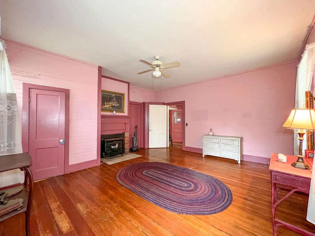 Pineville, SC Old House Dreams