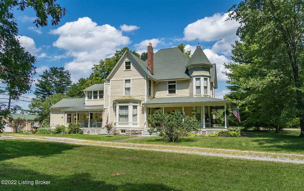 1897 Queen Anne in Taylorsville, KY Old House Dreams