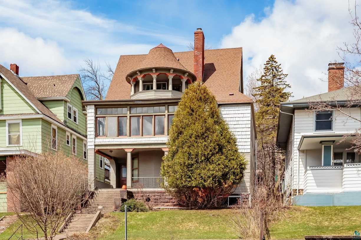 1912 in Duluth, MN Old House Dreams