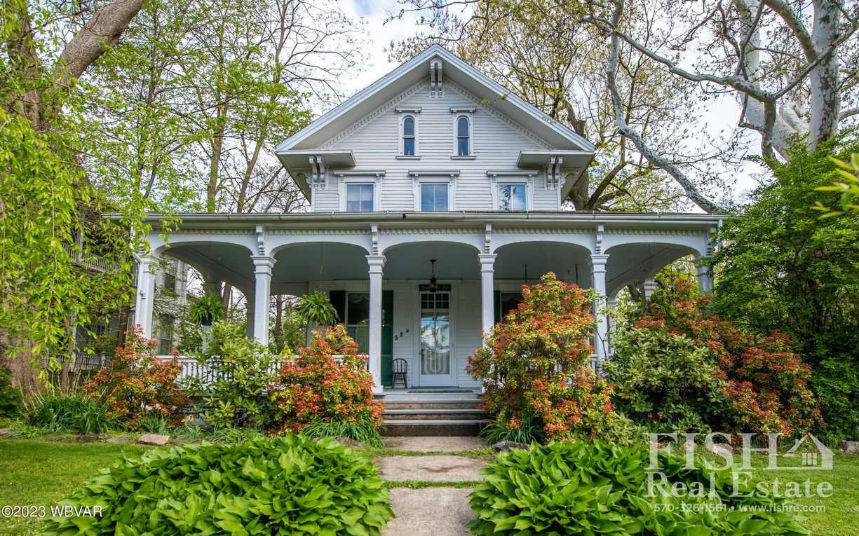 Private: c. 1865 Italianate in Williamsport, PA