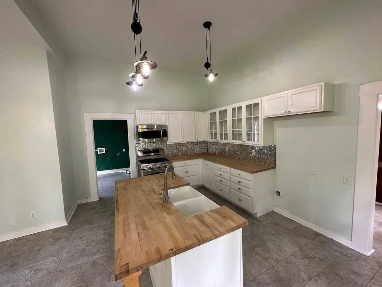 Corsicana, TX Old House Dreams