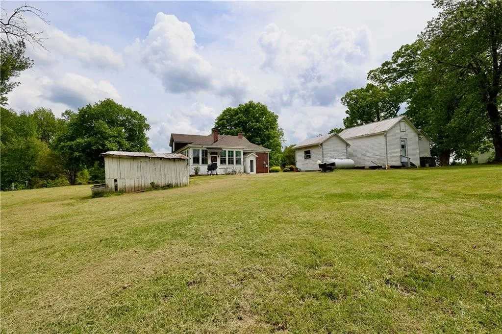 437 Old State Rd Ellisville Monull