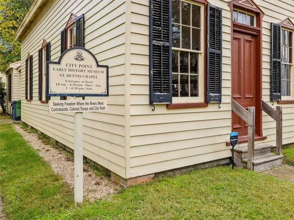 1887 Chapel in Hopewell, VA Old House Dreams