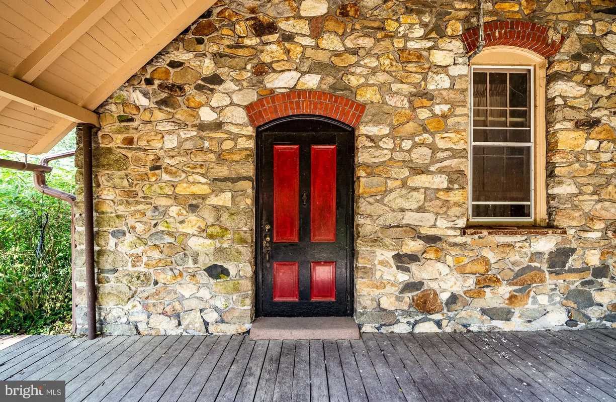 1887 School in Honey Brook, PA Old House Dreams