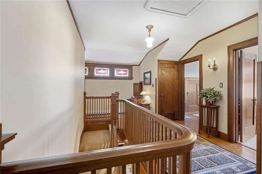 Craftsman in Farnhamville, IA Old House Dreams