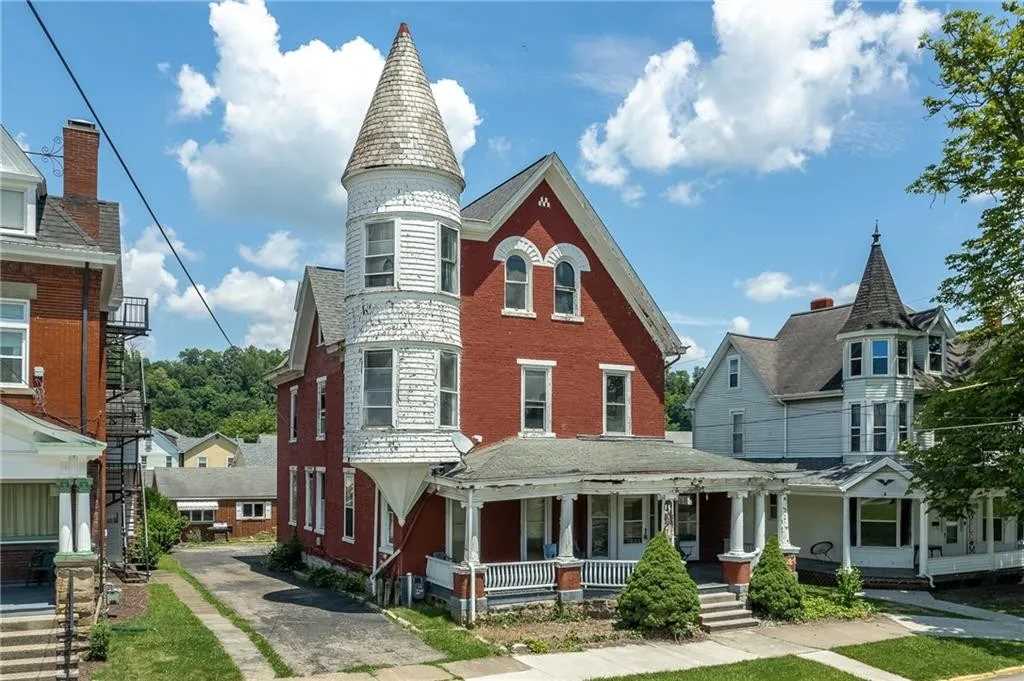 Old House Dreams Page 61 Specially selected historic & old homes