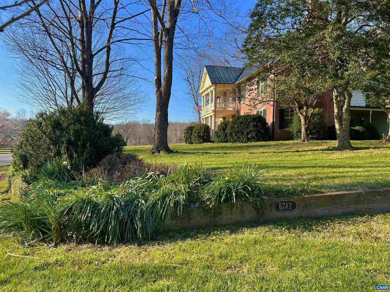 c. 1820 in Batesville, VA Old House Dreams