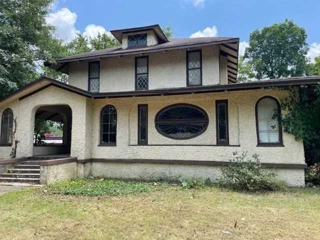 1915 in Greenville, MS - Old House Dreams