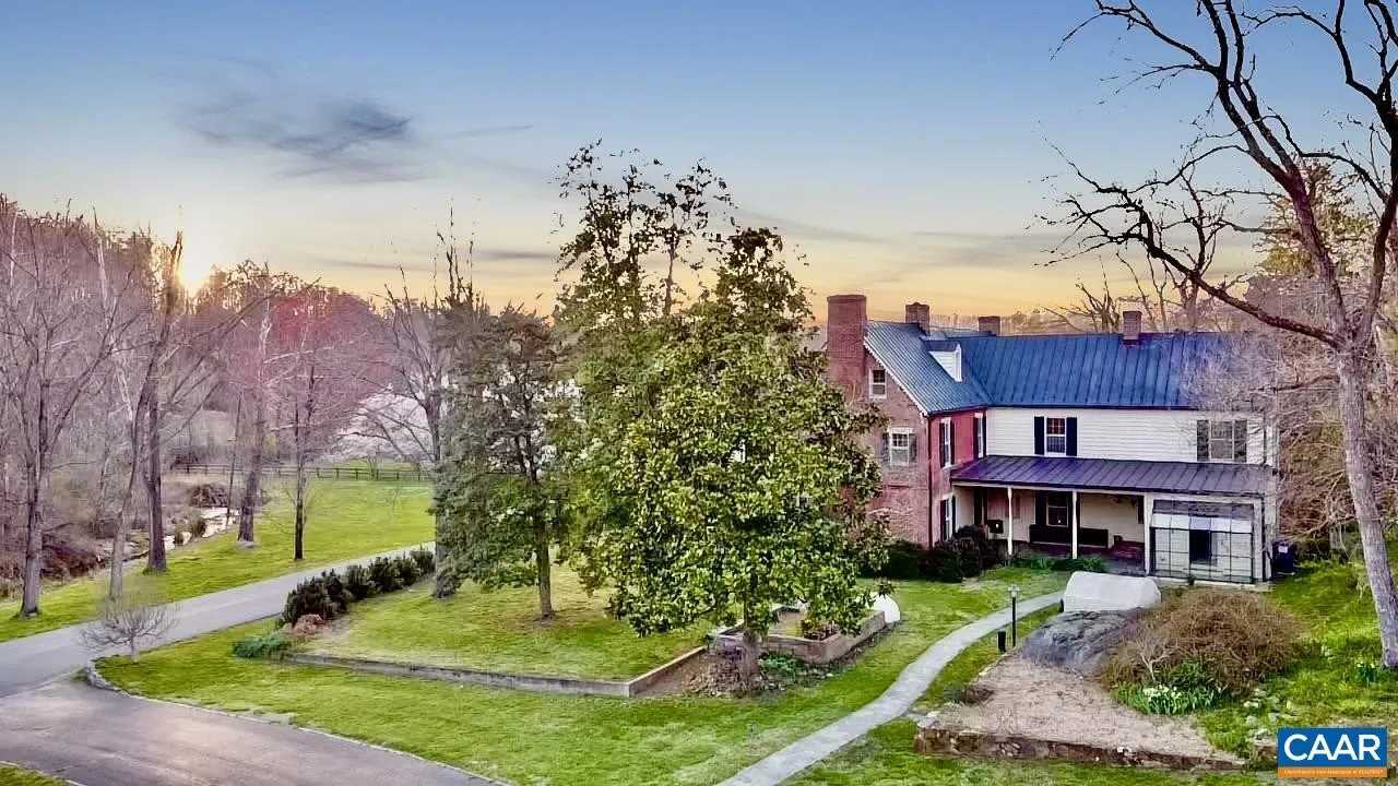 c. 1820 in Batesville, VA Old House Dreams