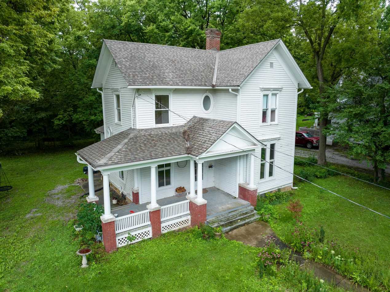 Private: c. 1900 in Marshall, MO