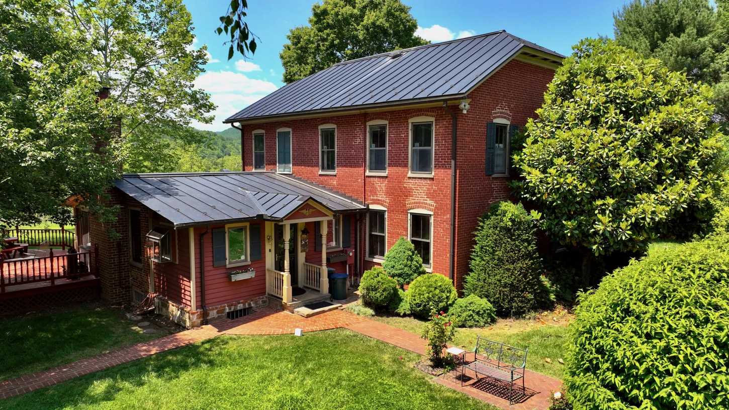 c. 1860 in Pence Springs, WV Old House Dreams