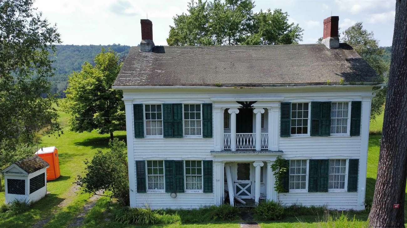 Greek Revival in Ashland, NY Old House Dreams