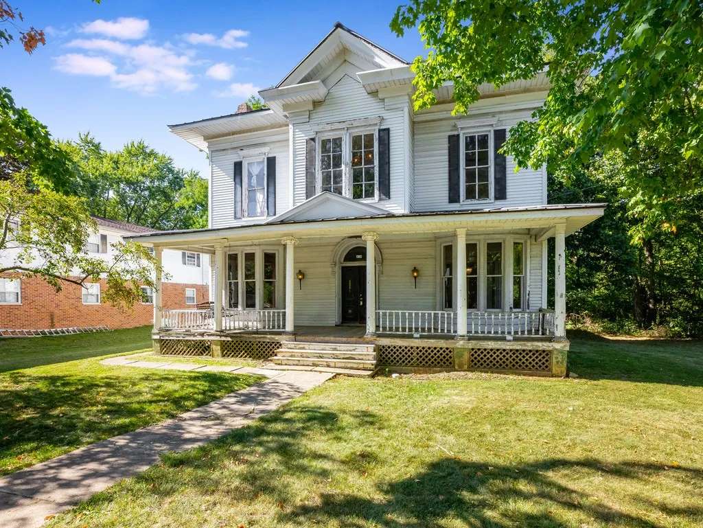 Old House Dreams Page 85 Specially selected historic & old homes