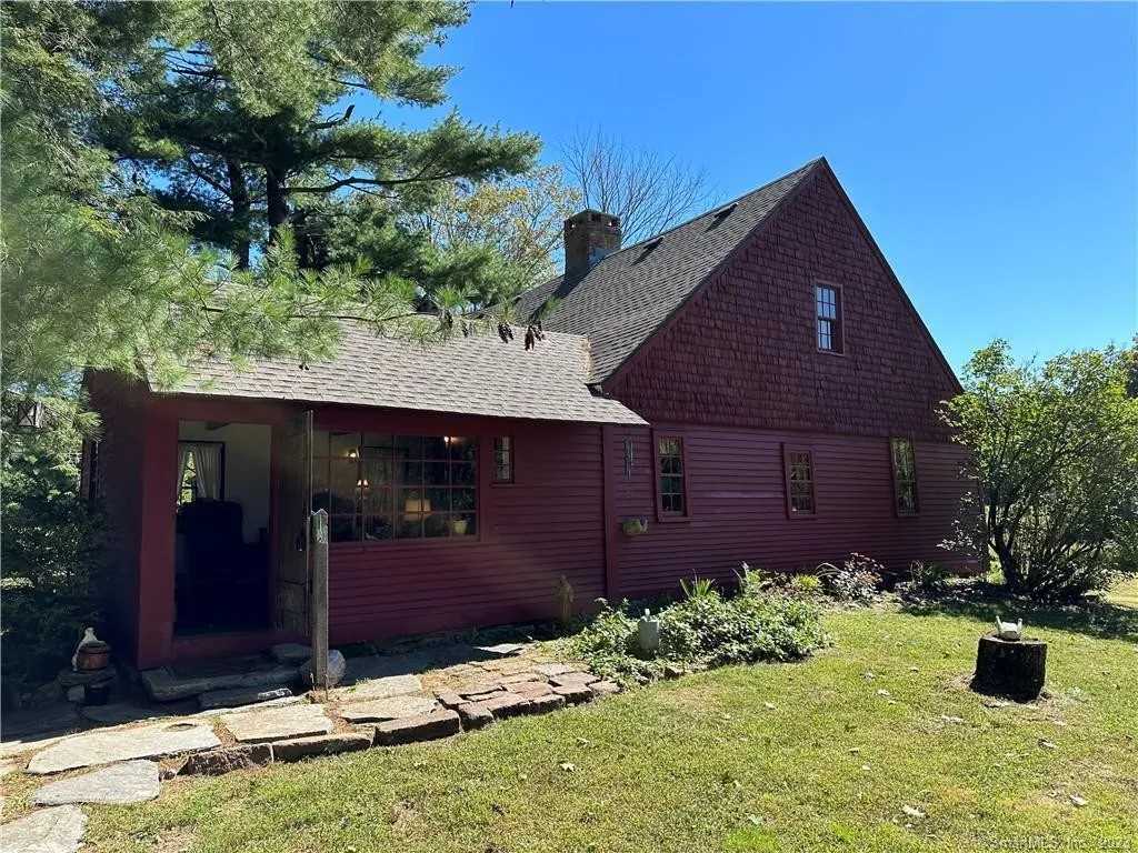 c. 1787 in Chaplin, CT Old House Dreams